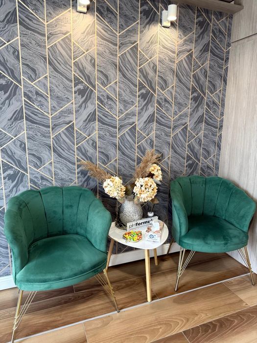 2 seturi: canapea + 2fotolii