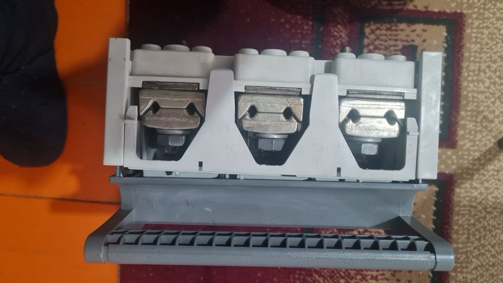 Рубильник откидной ABB XLP2-6ВС