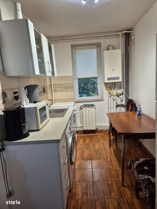 Inchiriez apartament 2 camere -Căminul de Garnizoană județul Buzău