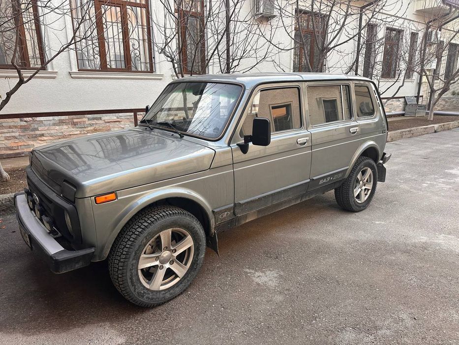 Lada 4 /4  NIVA 2131