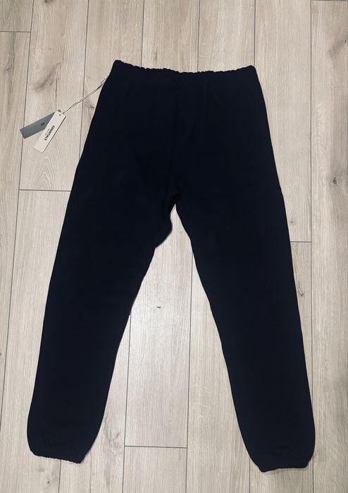 Essentials SS22 черно долнище