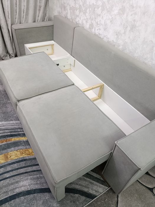 Угловой раскладной диван