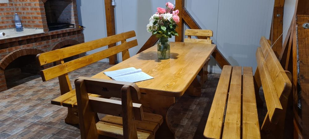 Masa cu banci si scaune pentru gradina,foisor,terasa
