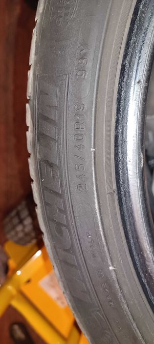 Run flat Гуми Michelin 245/40/19