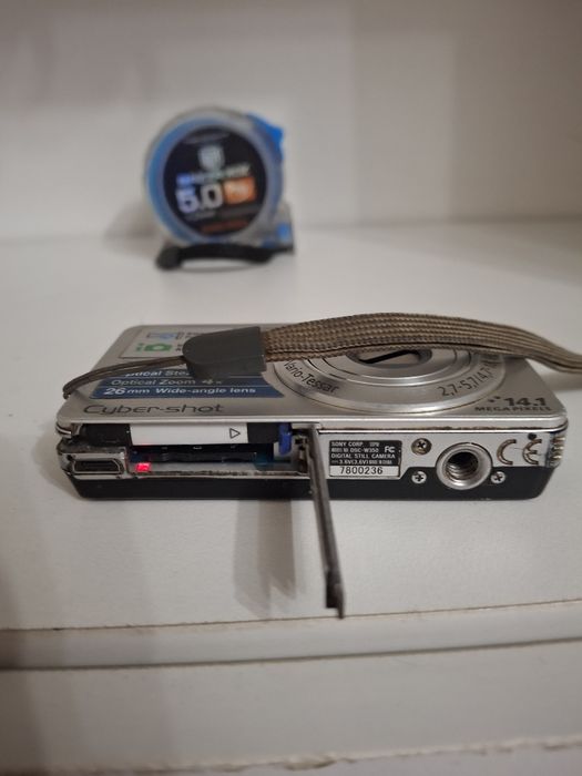 Цифровая камера  Sony W350