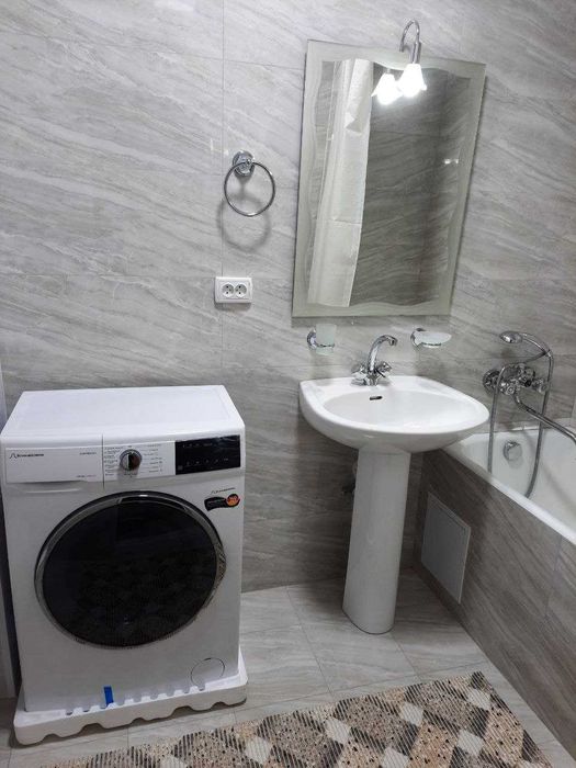 1в2/3/4 Ц-2 Суперцентр Кирпичный дом 100 тыс УЕ