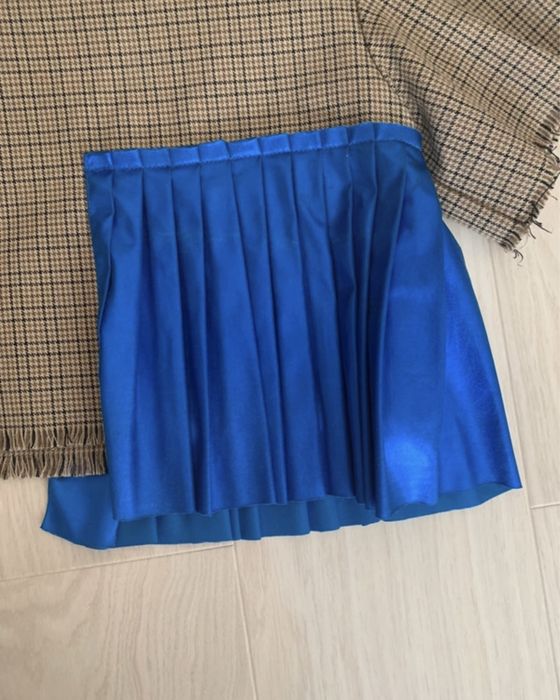 Top Ana Capsali designer roman