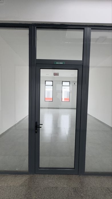 INDEX savdo majmuasida dokon ofis magazin uchun arendaga beriladi .