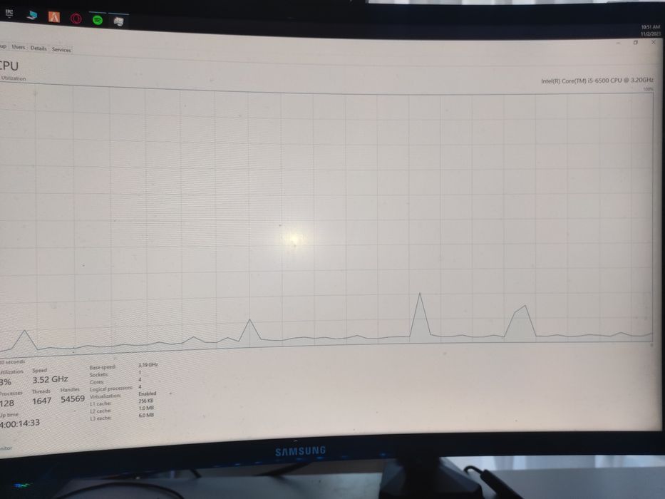 Acesta este un calculator de gaming de vanzare Dacia • OLX.ro