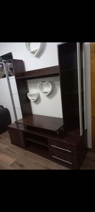 Canapea covor biblioteca