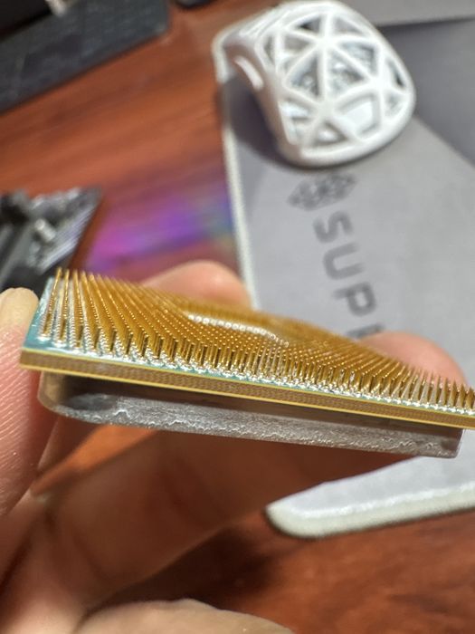 Ryzen 1600X. 4000 mhz разгон идет, холодный.