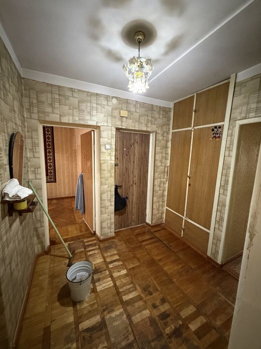 Продается 3х комнатная квартира 77 серии,кирпич,4 ый этаж