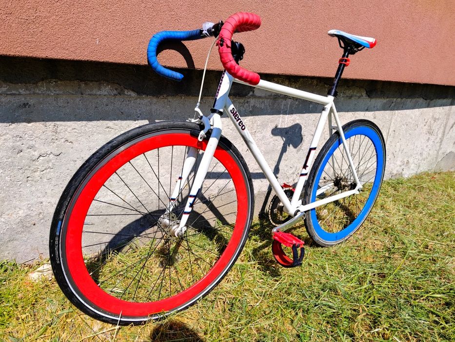DRAG Stereo Fixie – с венец от всяка страна на задното колело