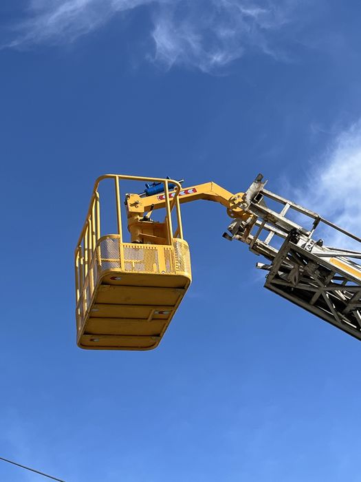 Автовышка 32 метр вездеход