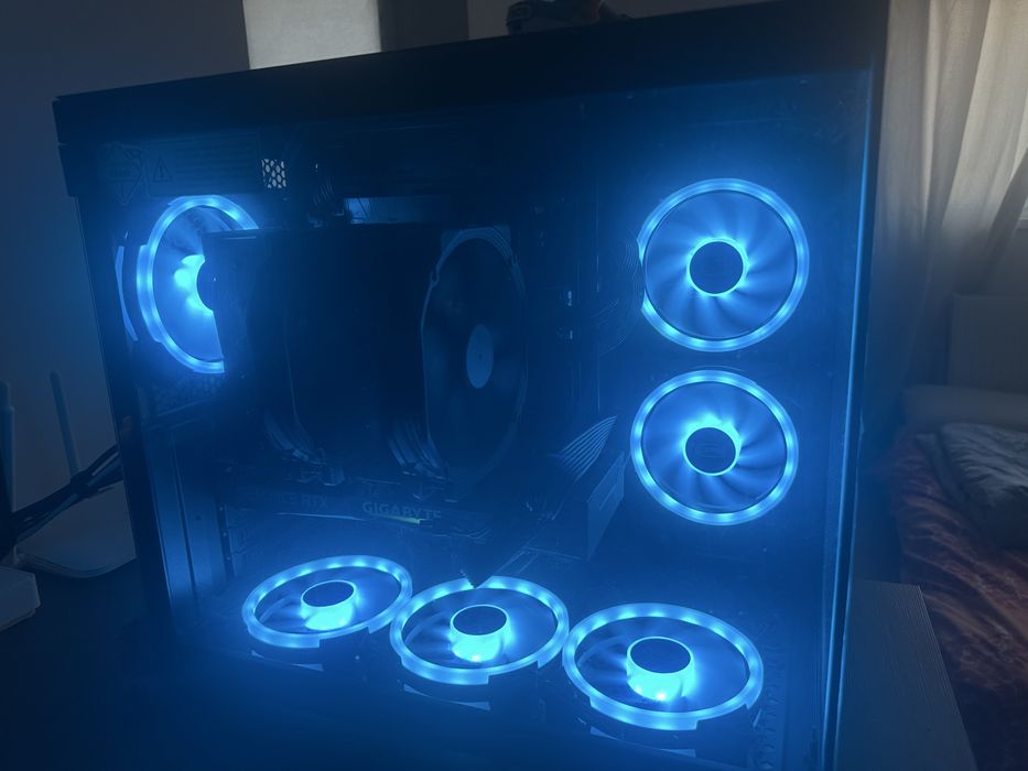 Calculator Gaming Ryzen 7 5800X 3070 8GB 2 monitoare samsung