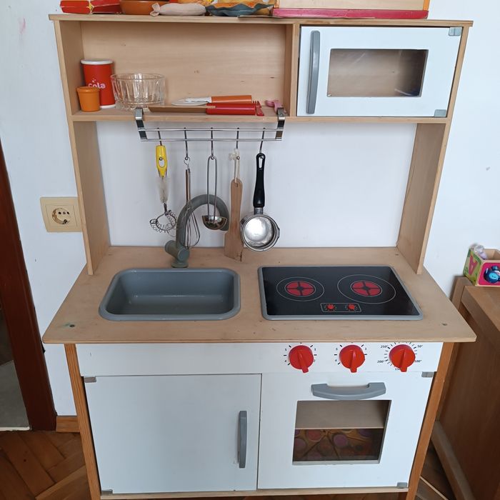 Продаваме кухня за игра IKEA