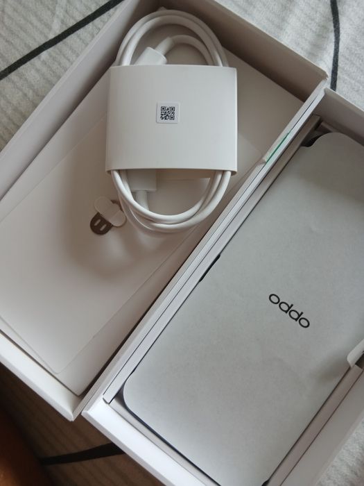 Vând OPPO A6k - NOU, în cutie!