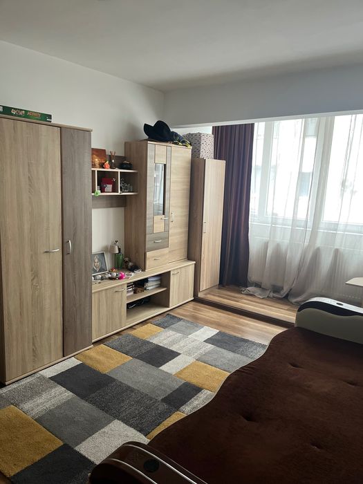 Vând apartament cu 2 camere