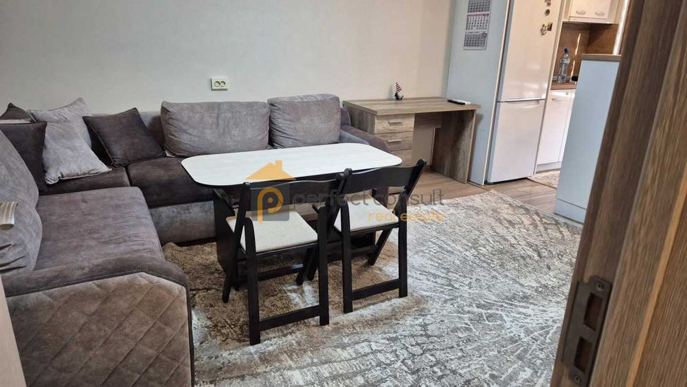 Дава се под наем Двустаен апартамент в Пловдив, Христо Смирненски - 49 кв.м за 375 € - Снимка #1