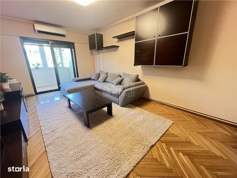 Apartament 3 camere decomandat 2 bai si balcon Bld Milea - View 3