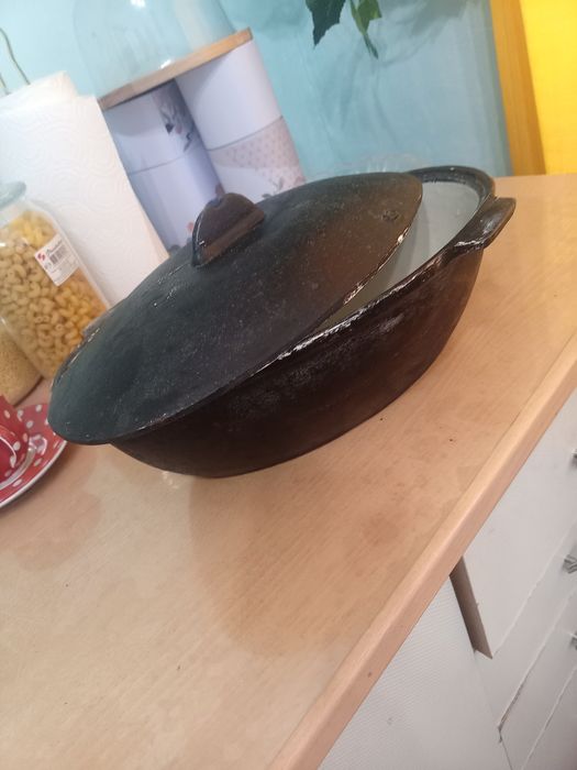 Утятница--казан чугунный (СССР)