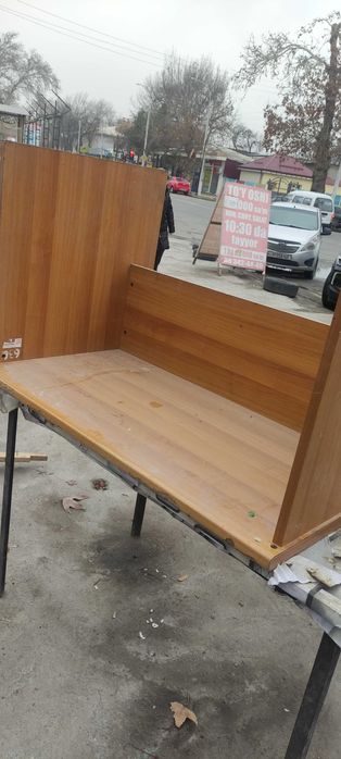 Стол и стулья дл