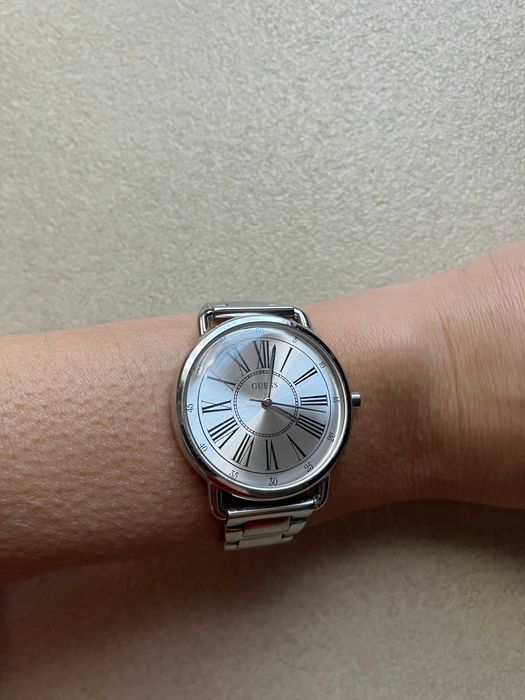 Vand ceas dama GUESS