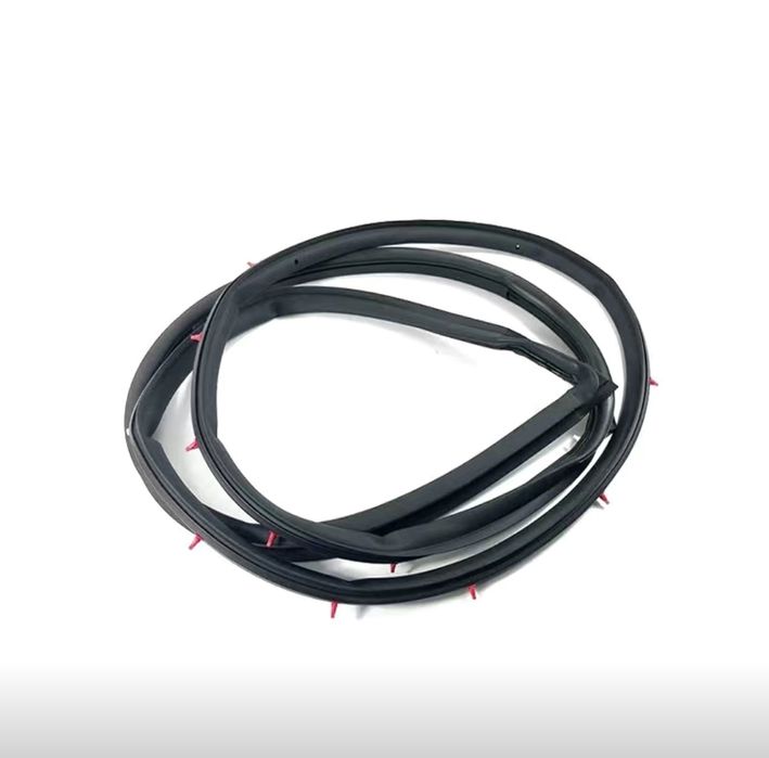 Тойота Камри уплотнитель на дверь