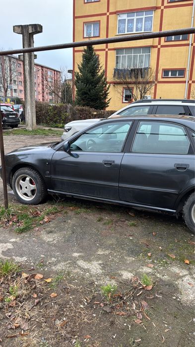 Masina Audi A4 Benzina