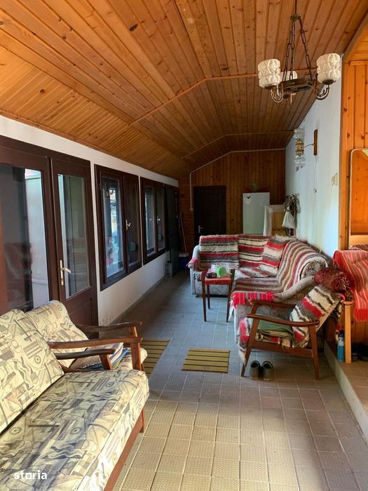 Casa 9 Camere cu 2000mp teren Brebu Nou