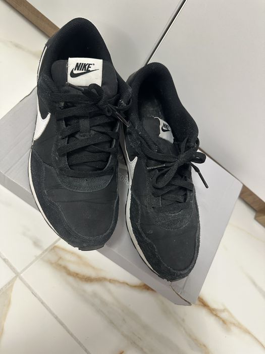 Маратонки за момче /мъж Nike