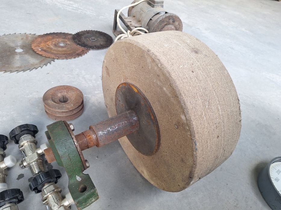 Циркуляр, Кран за CO2 и други