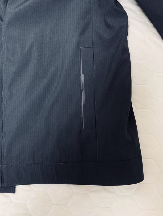 Мужская ветровка