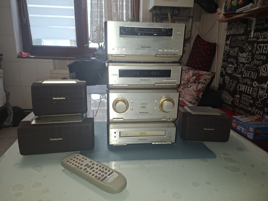 Hi-Fi Audio Technics,  sistem audio cu telecomandă + boxe, Japonia