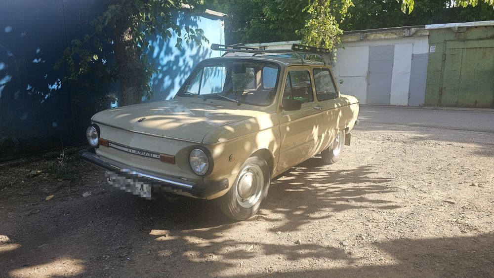 Автомобиль Запорожец
Пробег 65т
Состояние хорошее
