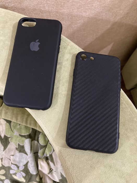 2 чехла подходят на 7,8 айфон и айфон се2022