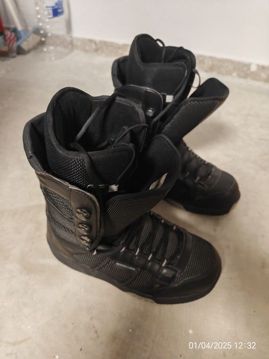 Сноуборд GNU 160см, автомати Mentor, обувки DC SHOECO USA Sith