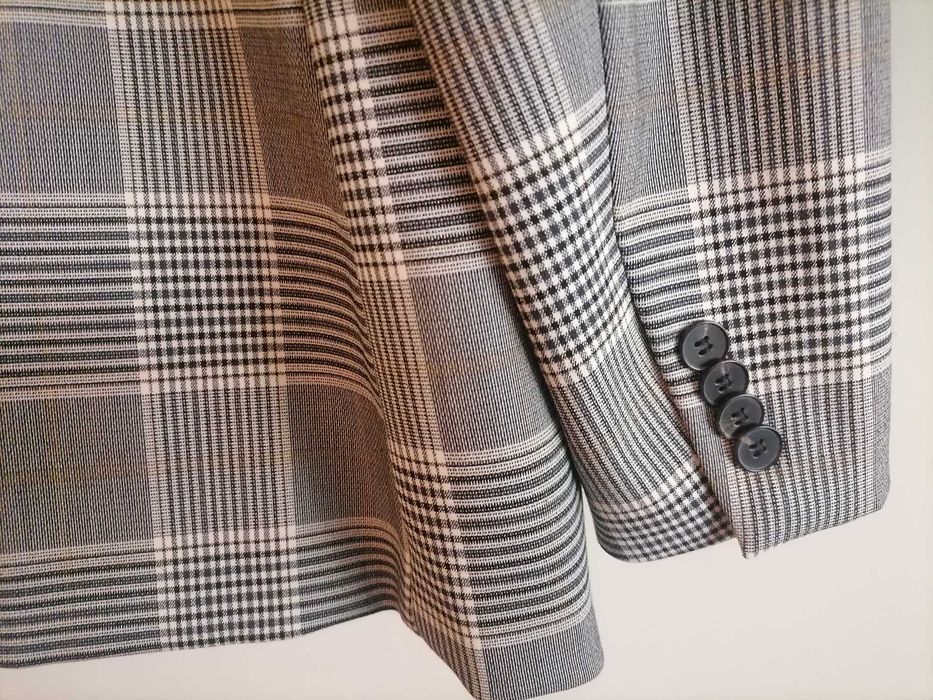 Сако  дамско карирано H&M