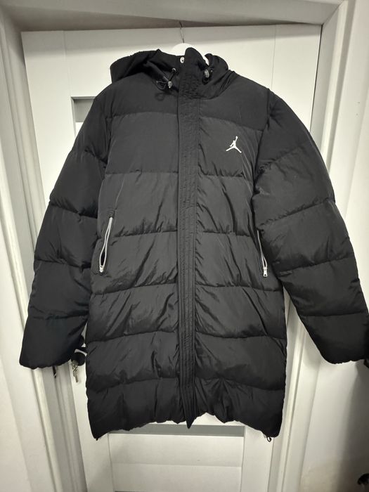 Geaca nike jordan marimea M si L