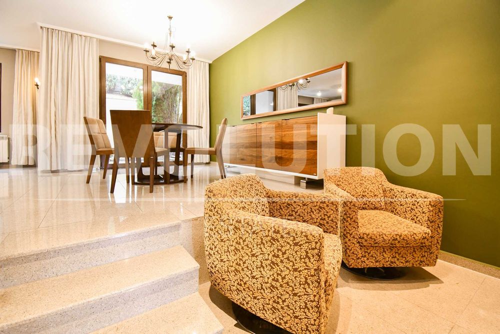 Дава се под наем Къща в София, Център - 318 кв.м за 1700 € - Снимка #3