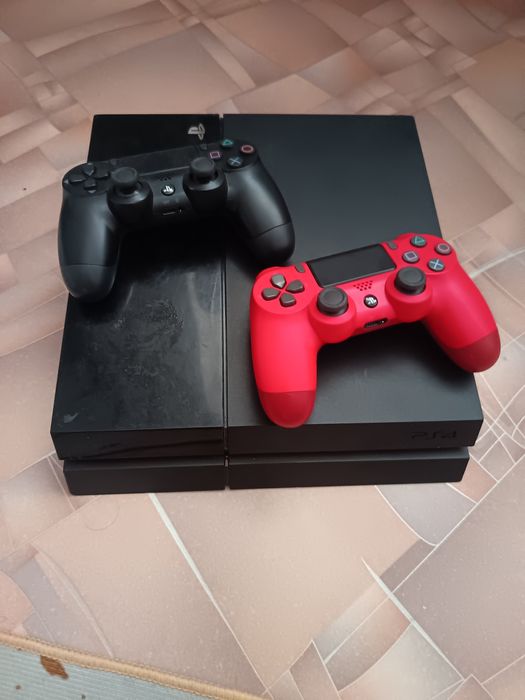 PlayStation 4 Slim