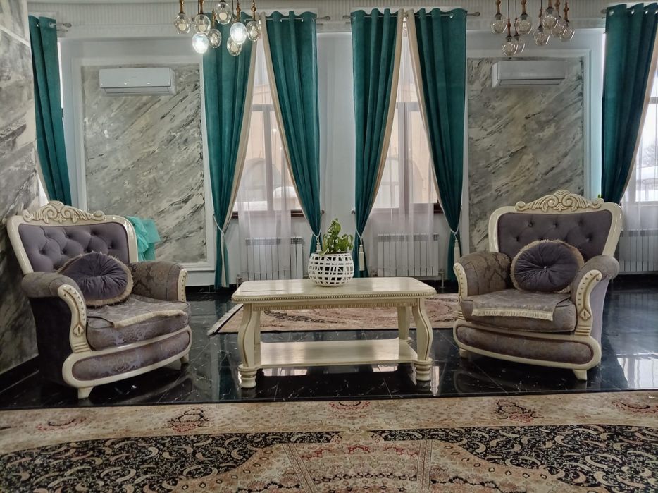 Гостиница Дастур