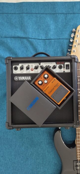 Kit complet Chitară electrică Yamaha ERG121C