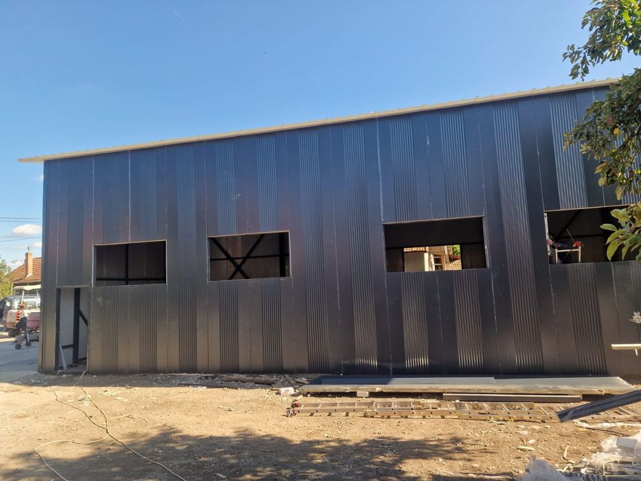 Vand hale metalice lucrăm fără avans Asiguram si montaj
