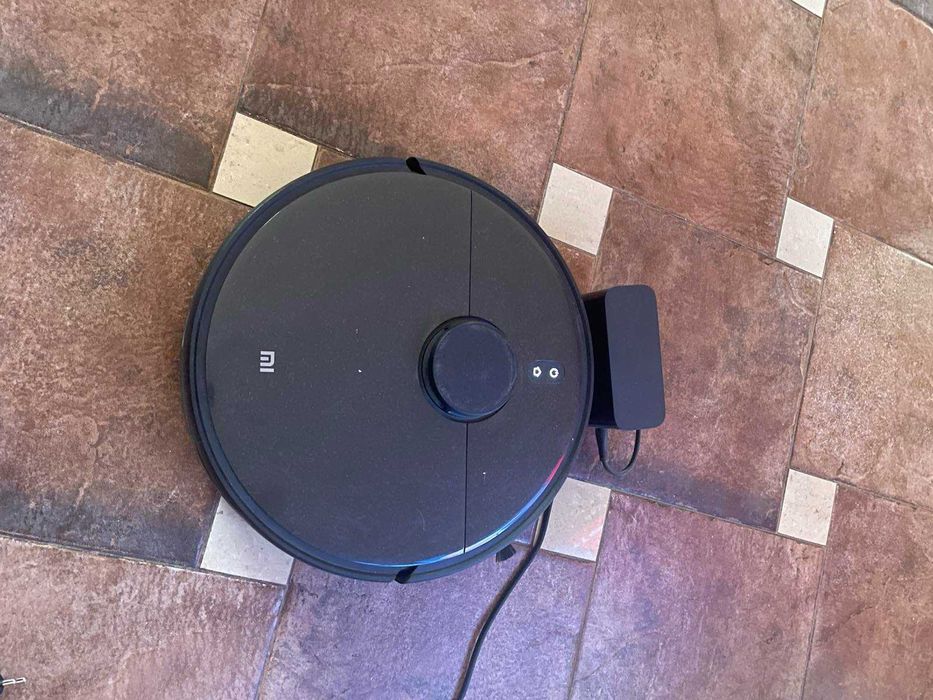 Mi Robot Vacuum-Mop 2 Ultra малко използван