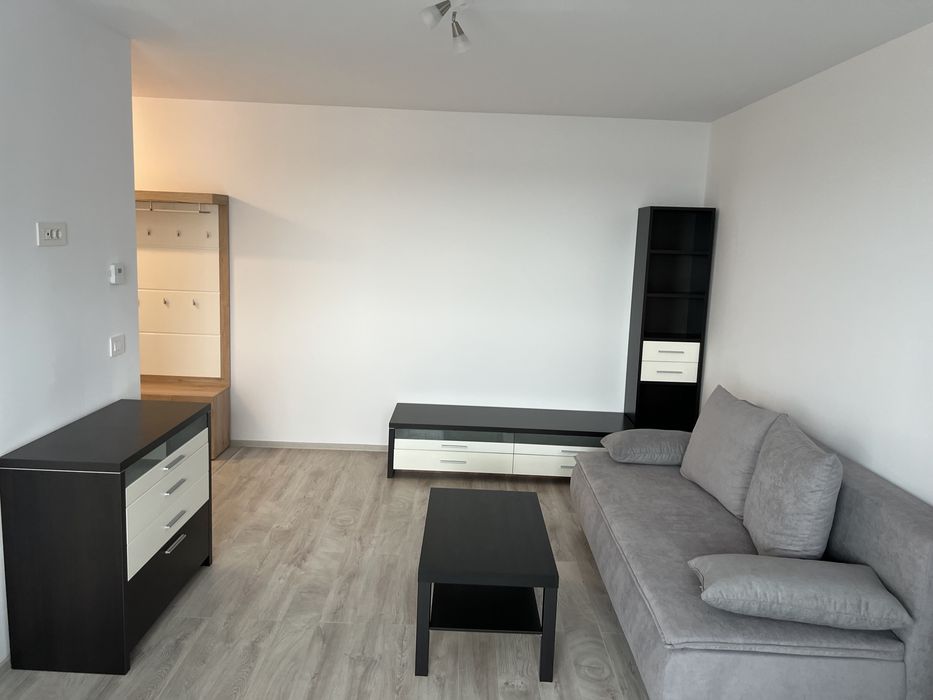 Proprietar, inchiriez apartament cu 2 camere