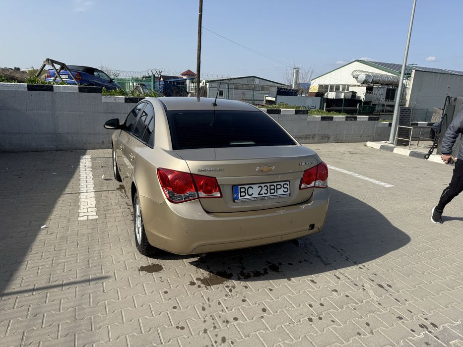 CHEVROLET Cruze 2010 — imagine 3
