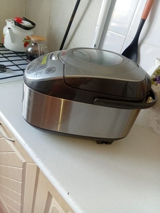 Продам мультиварку