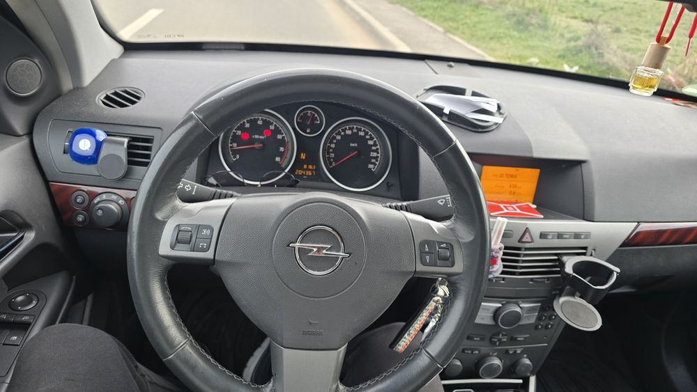 Vând Opel Astra H, 1.6 benzina, XEP, cutie automata easytronic