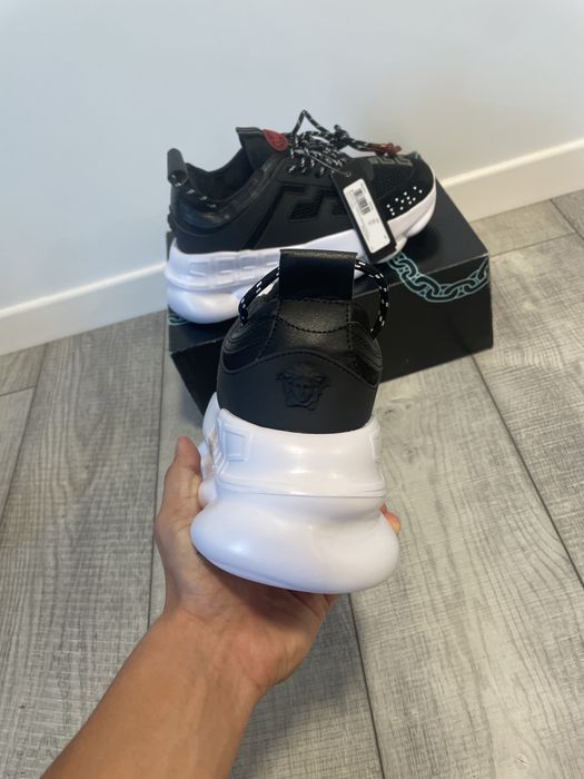 Versace Chain Reaction